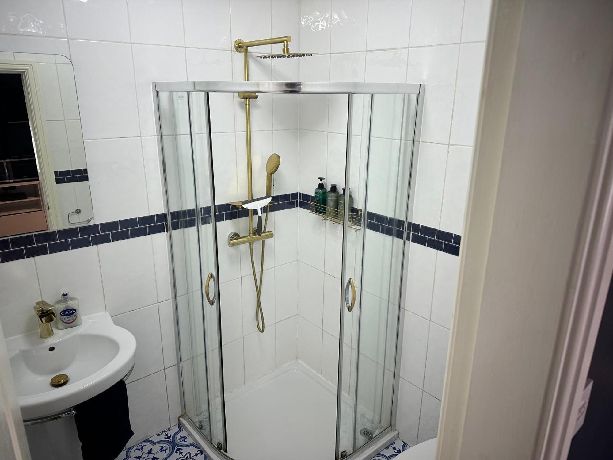 Lux Akinle Residence Ноттингем Экстерьер фото